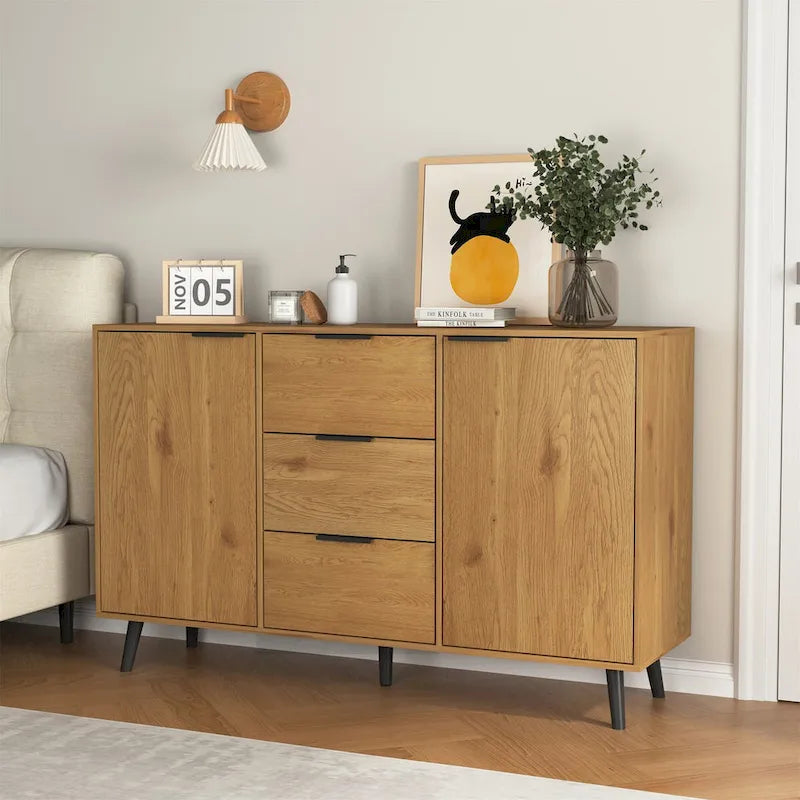 Buffet de salle à manger en bois avec rangement